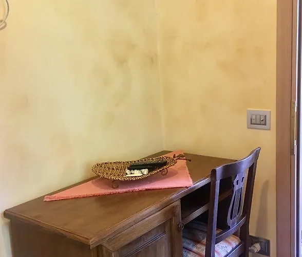 Bounty Nocleg ze śniadaniem 3*